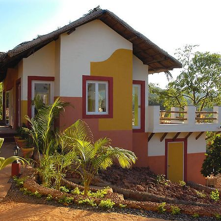 Nirvana Hermitage Anjuna Bagian luar foto