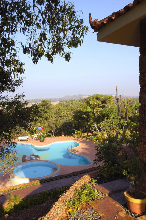 Nirvana Hermitage Anjuna Bagian luar foto