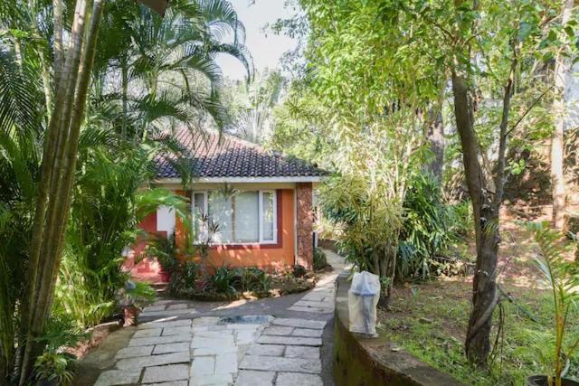 Nirvana Hermitage Anjuna Bagian luar foto